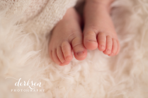toes