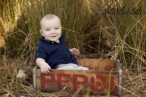 six-month-old-baby-poses-4