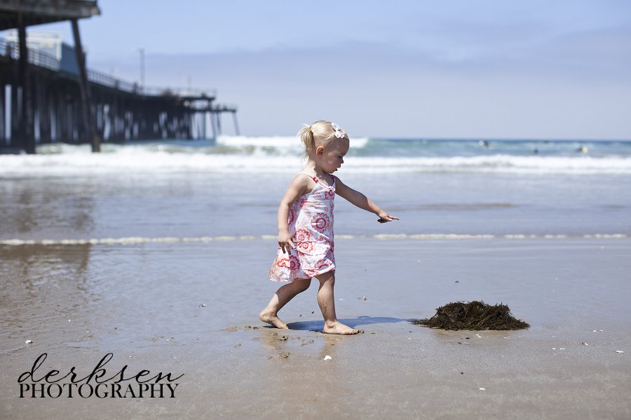 maci jane, almost two years - Derksen Photography